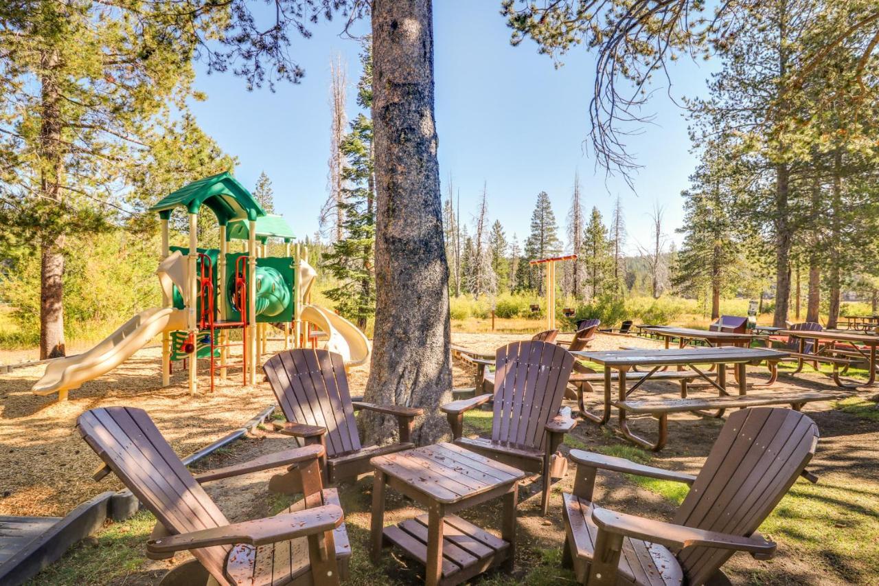 Tastefully-Updated, Classic Tahoe Family Home Truckee Exterior photo