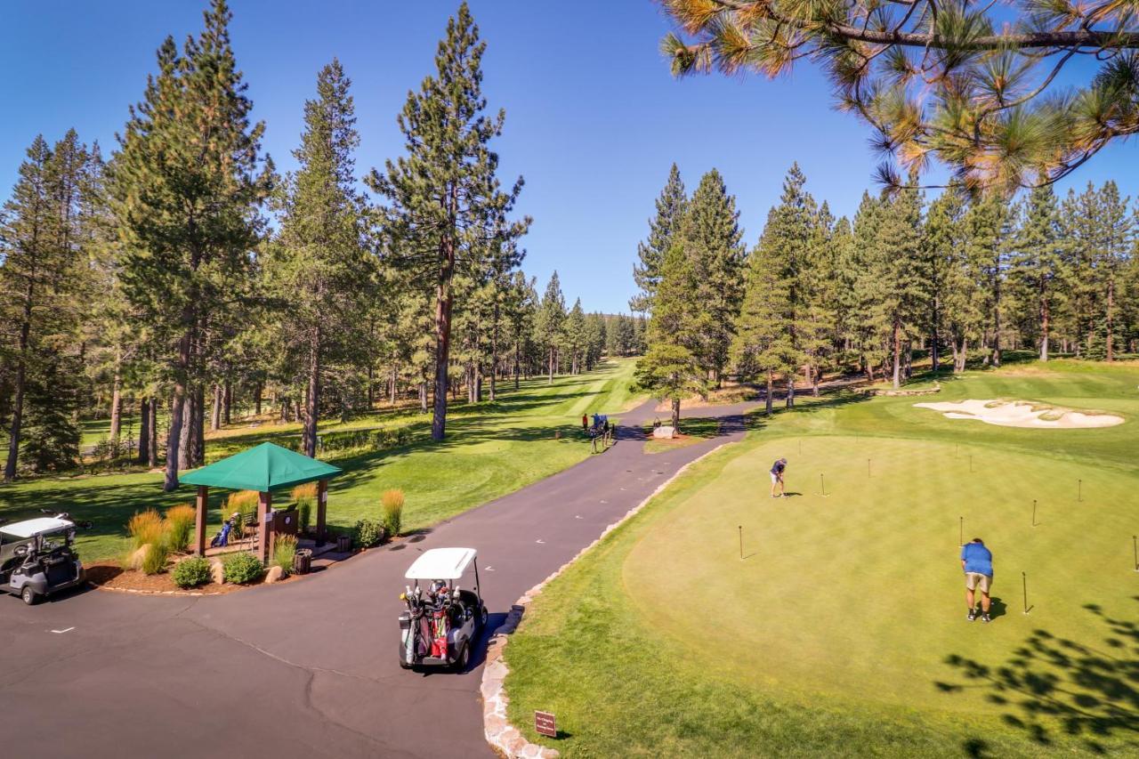 Tastefully-Updated, Classic Tahoe Family Home Truckee Exterior photo